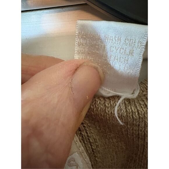 Sweater, CRB Khaki Mens Sweater Vest, size Large, medium brown - Picture 4 of 4